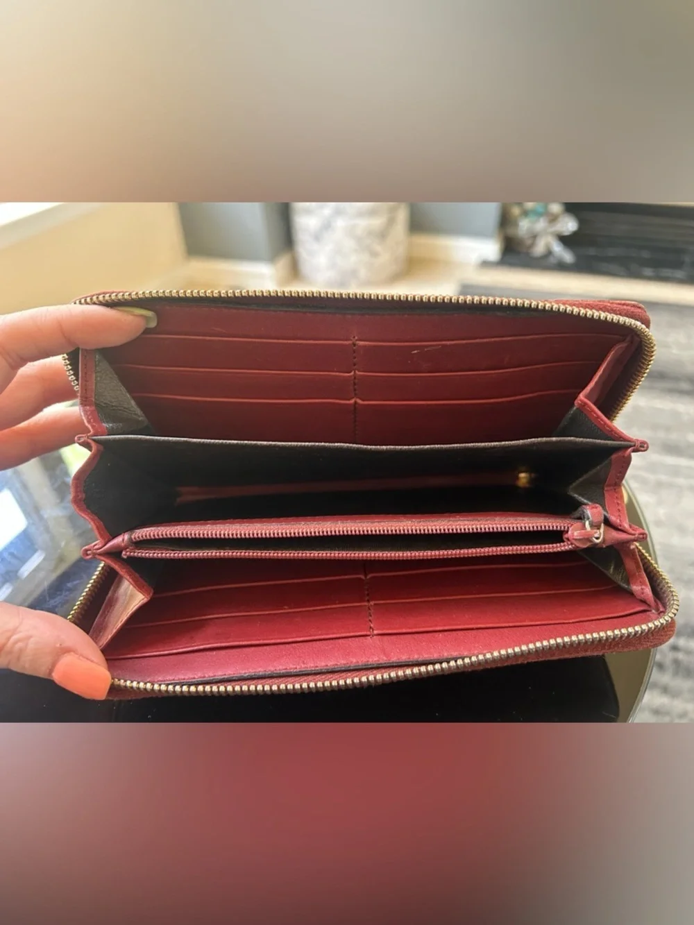 GUCCI Guccissima Burgundy Leather Wallet With Gold Zipper Charm